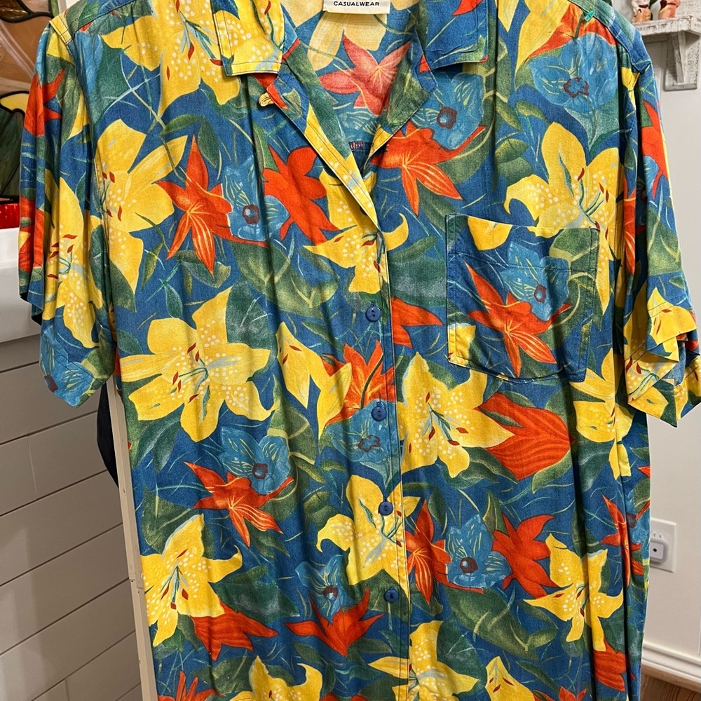 Vintage Solutions Blue Yellow Orange Button Down Shirt Vibrant Hawaiian Style